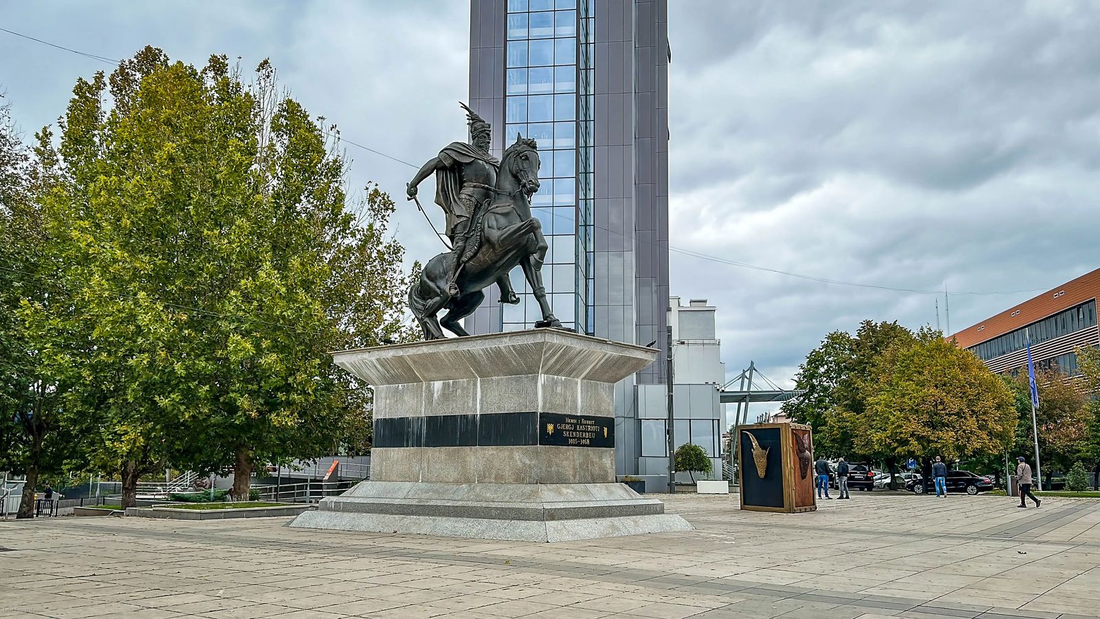 Skanderberg Statue in Pristina
