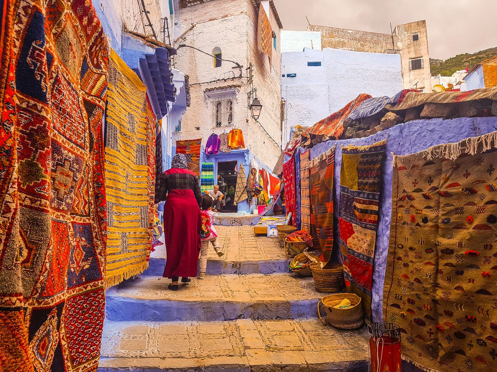 rugs in Chefchaouen, who are the berber people