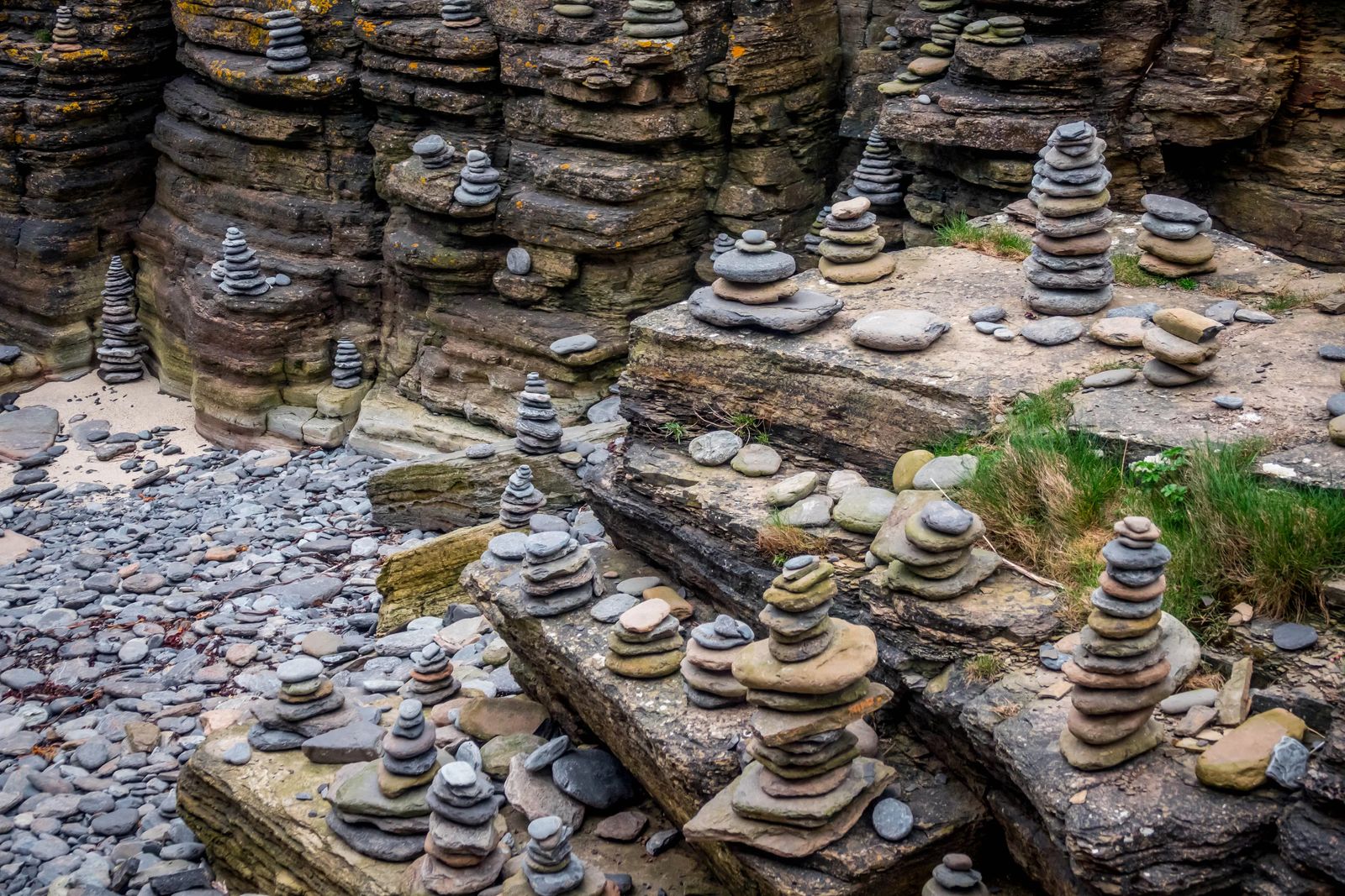 Sinclair Girnigoe Castle in Scotland - Culture Trekking - #SinclairGirnigoeCastle #Scotland #NC500Coastline