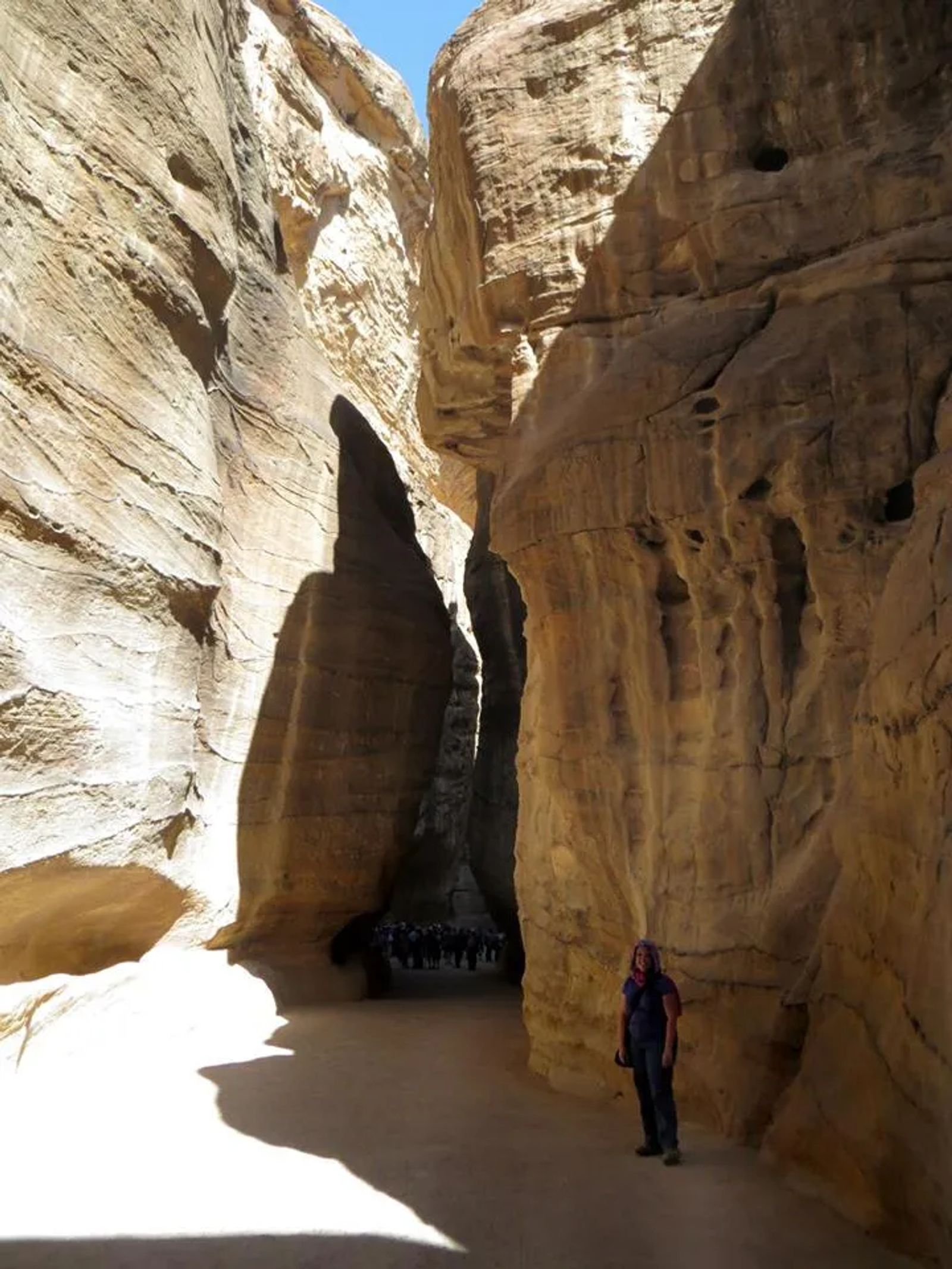 Visit Petra A Wonder Of The World - Culture Trekking - #VisitPetra #VisitJordan #WonderoftheWorld