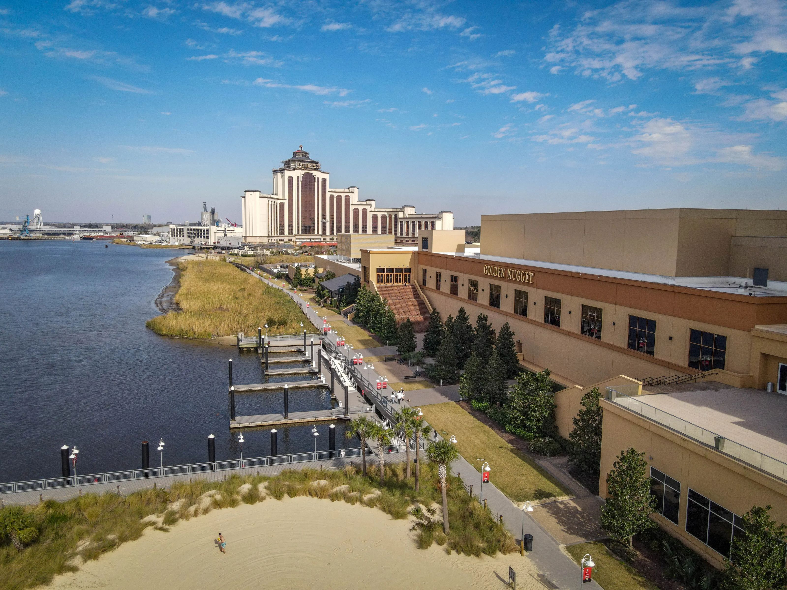 Comparing Luxury Hotels In Lake Charles comparing-luxury-hotels-in-lake-charles