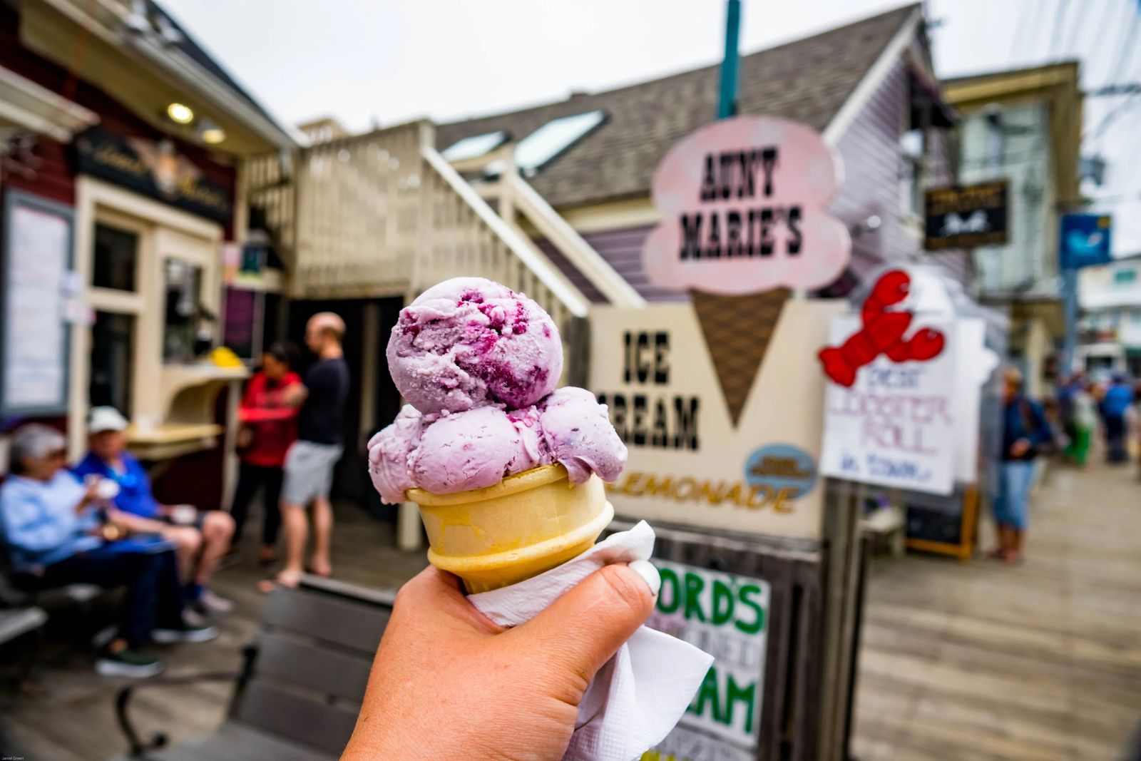 New England Coast Tour - Blueberry Ice Cream in Maine