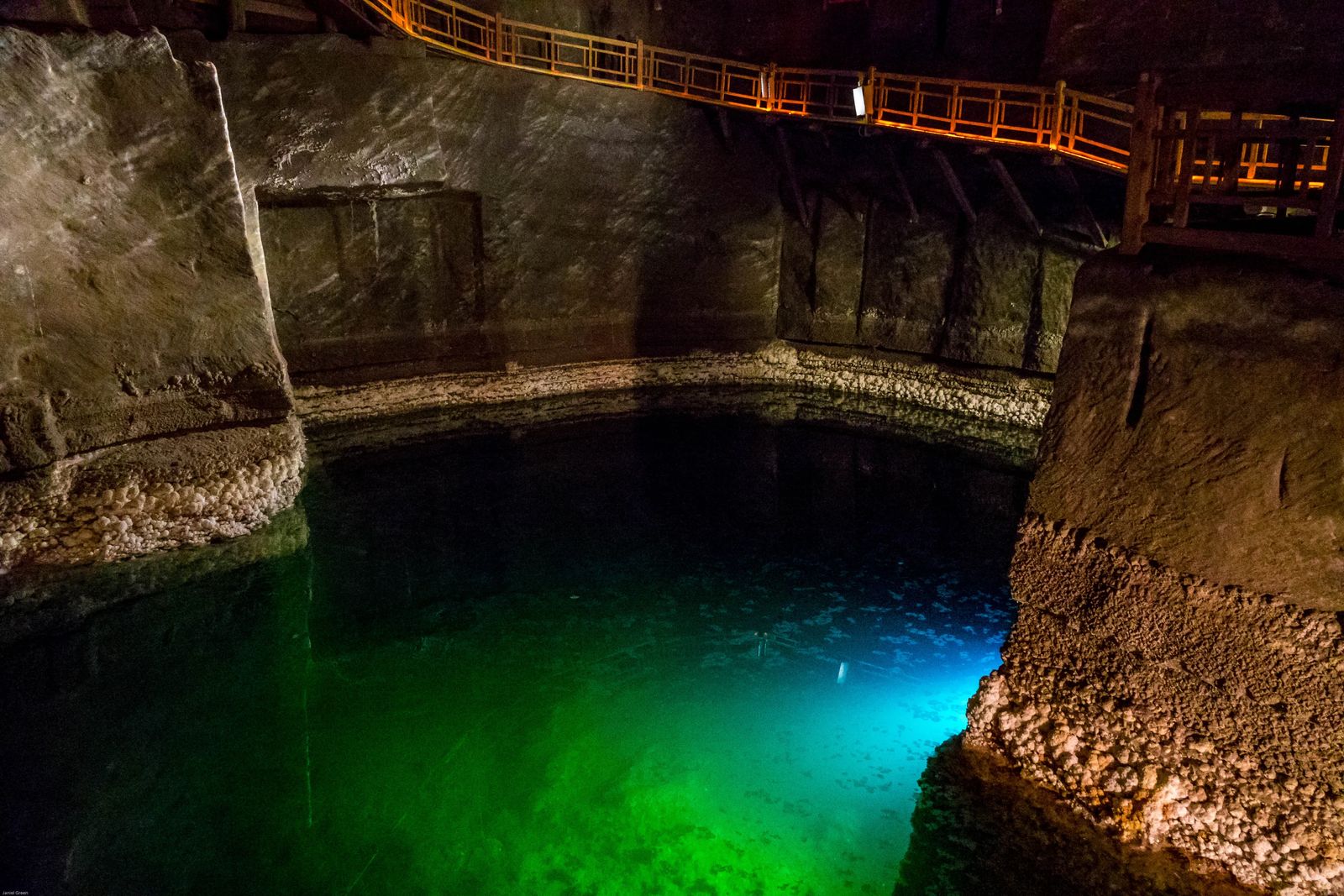 wieliczka salt mine tour time