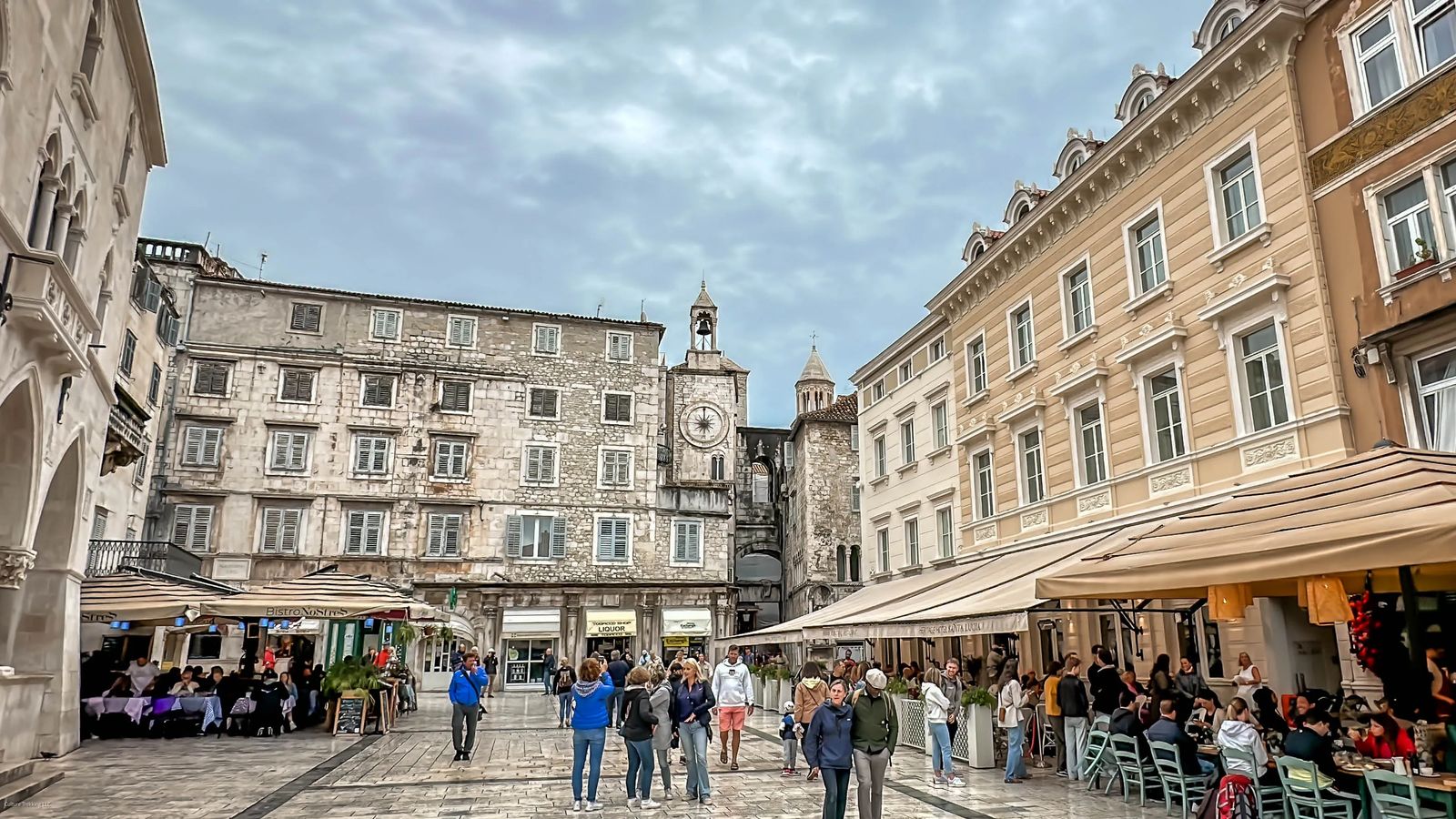 Split or Dubrovnik: Which City to Visit?