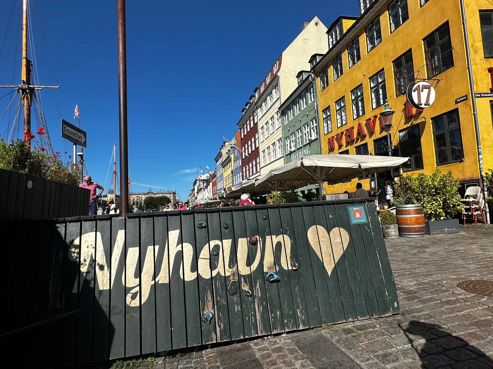 Nyhavn Sign - unique things to see in Nyhavn