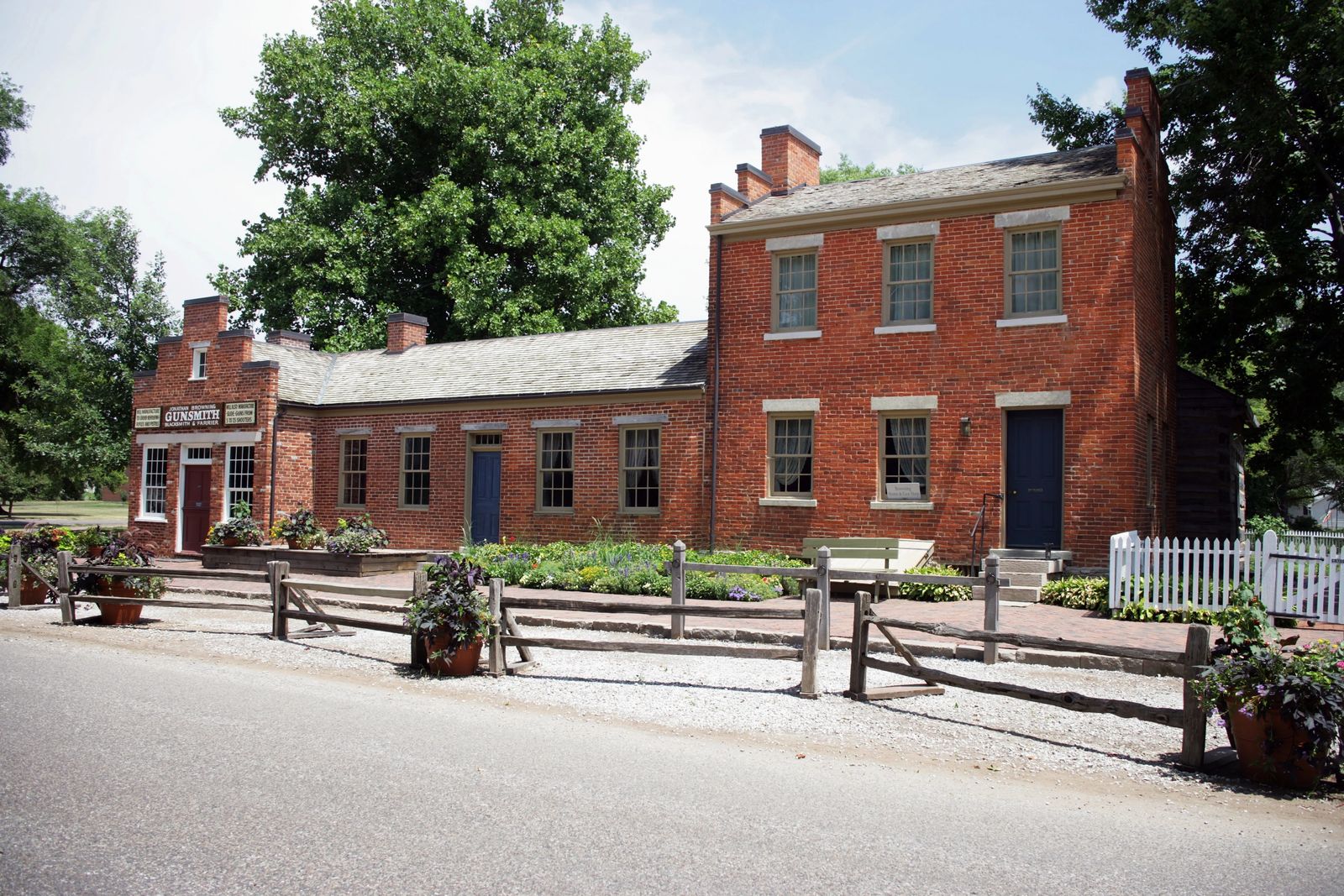 pioneer history in Nauvoo Illinois - CultureTrekking.com - #Nauvoo #FortMadison #Pioneers