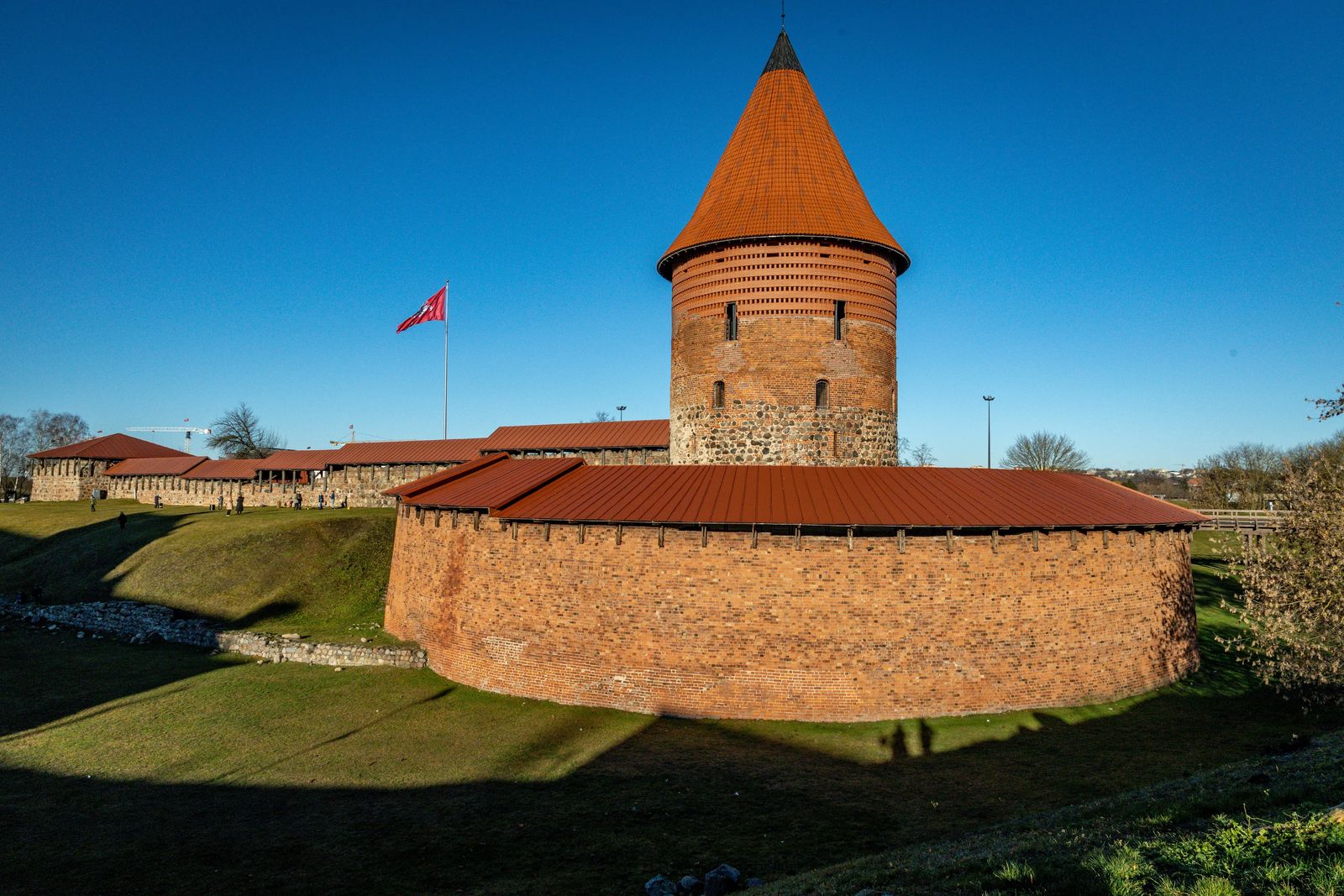 Things to do in Kaunas - Kaunas Castle at sunset with Bastion 